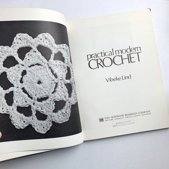 Practical Modern Crochet, by Vibeke Lind - Picture 5 of 9